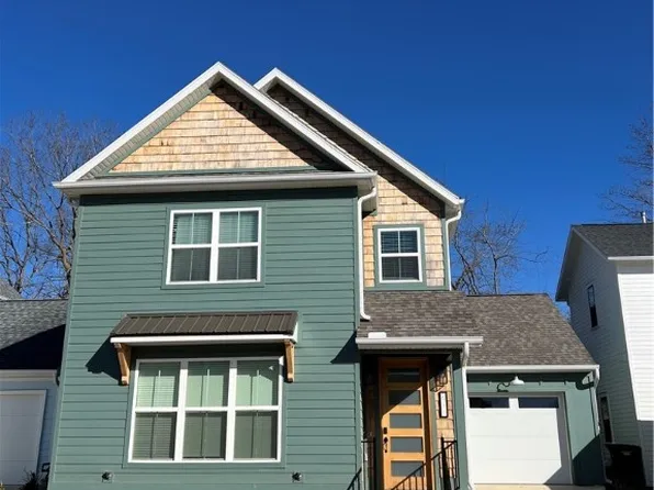 2717 N Gulley Grove Cir, Fayetteville, AR 72703