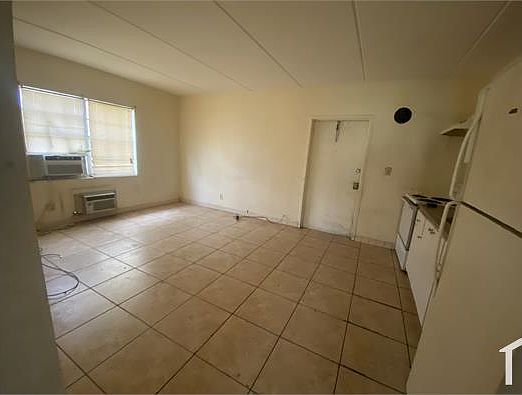 2nd image of 1401 NW 3rd Ct APT 4