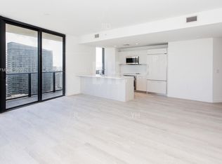 45 SW 9th St APT 1603, Miami, FL 33130