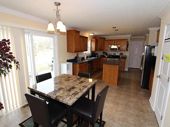 3rd image of 8686 Brenstuhl Park Dr