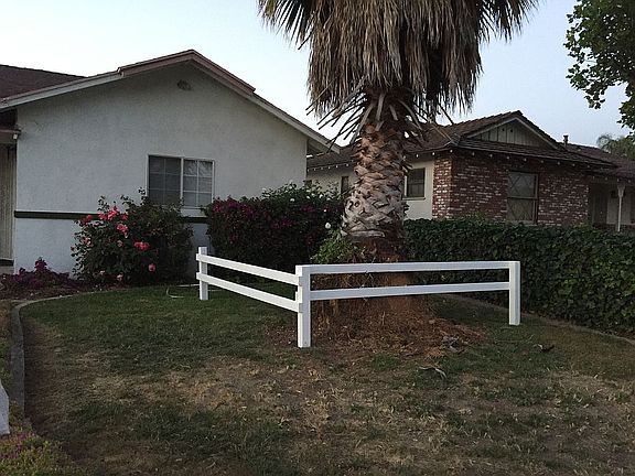 4th image of 2247 E Cameron Ave