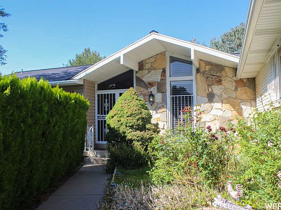 2nd image of 3277 E English Way