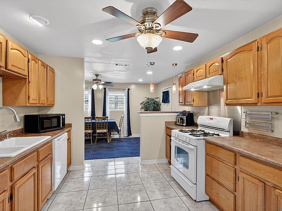 5th image of 4578 Feliciana Dr