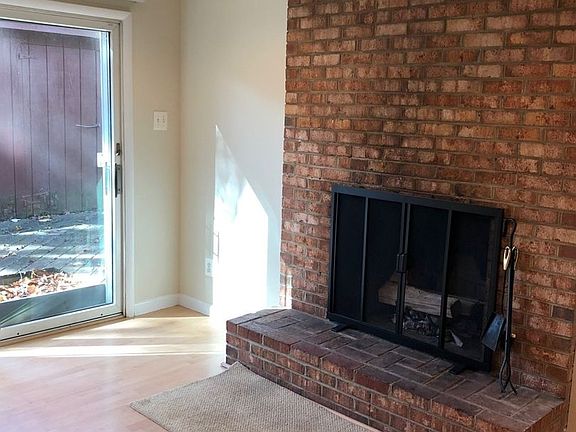 3rd image of 14819 Maidstone Ct