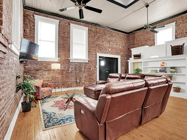 506 S Main St #102 — Photo 17