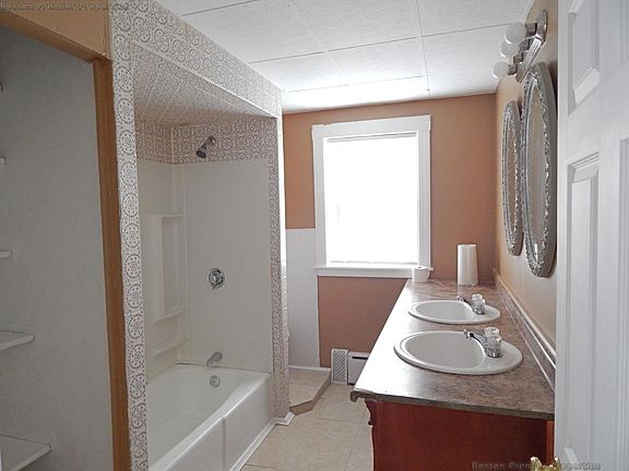 5th image of 28 Federal Ave #2B