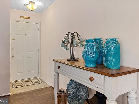 5th image of 1612 Waters Edge Dr #12