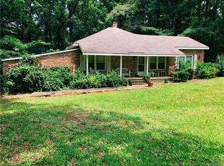 2656 Robinson Rd, Alexander City, AL 35010