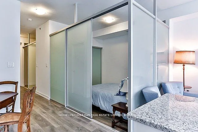 426 University Ave #1110 — Photo 10