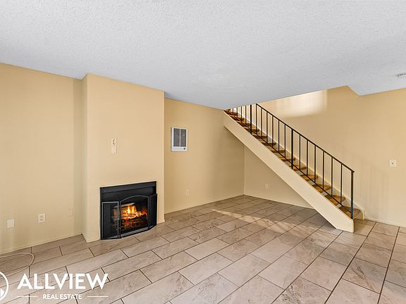 2nd image of 16621 Jib Cir #3