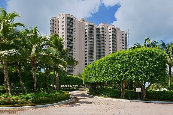 2nd image of 8231 Bay Colony Dr APT 1402