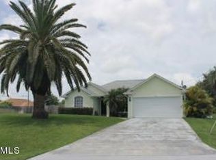 1498 SW Crest Ave, Port Saint Lucie, FL 34953