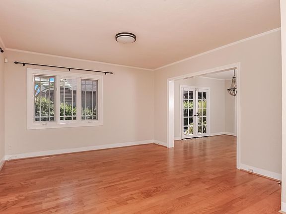 3rd image of 3330 31st St