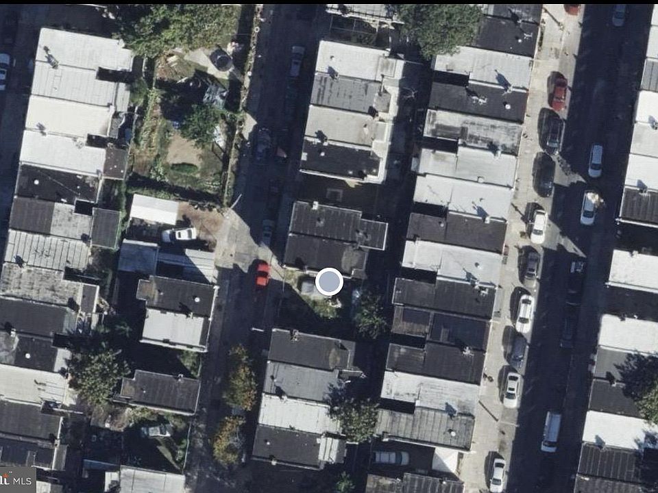 2nd image of 2927 N Mutter St