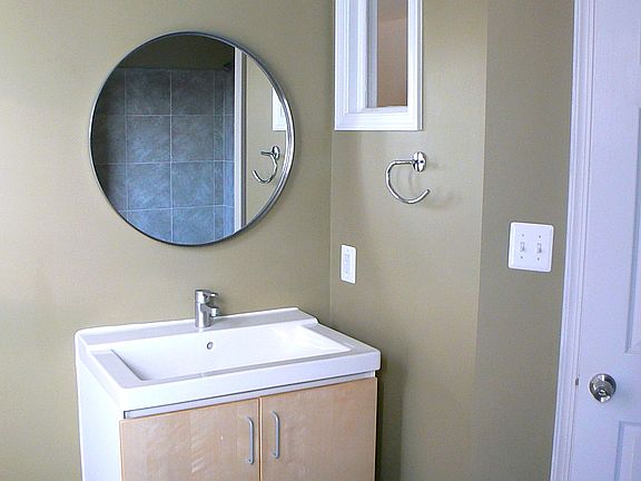 5th image of 701 N Madeira 2nd Fl