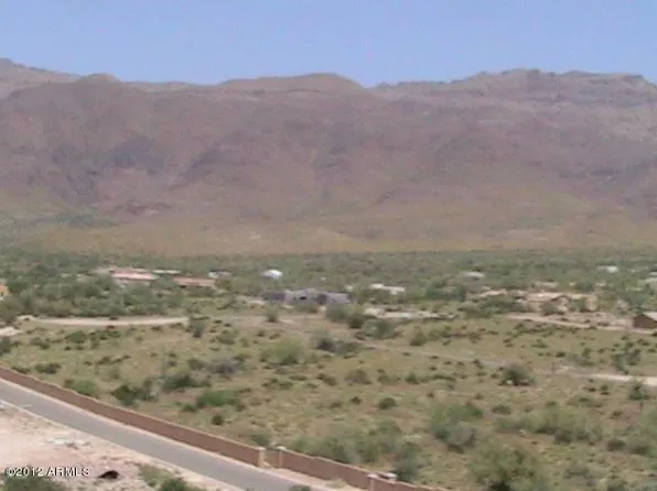 3152 S Petroglyph Trl, Gold Canyon, AZ 85118