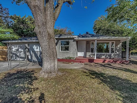 2nd image of 2405 W Telegraph Ave