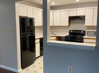 26 Feiler Ct, Lawrence Township, NJ 08648