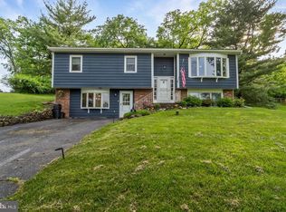816 Spring City Rd, Phoenixville, PA 19460