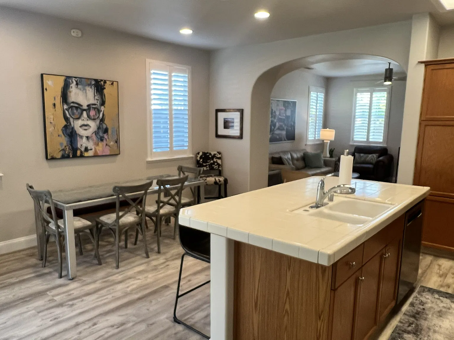2 bed, 1271 sqft, $2,250 — Photo 2