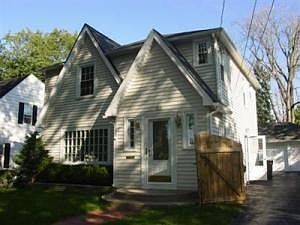 1st image of 740 Montrose Ave