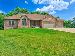 2920 Tea Olive Ct, Green Bay, WI 54313