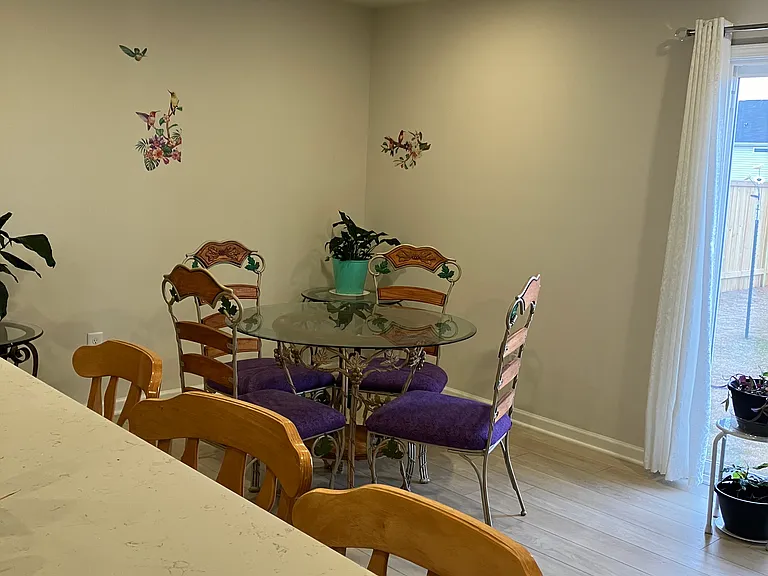 335 Anna Gray Cir — Photo 2