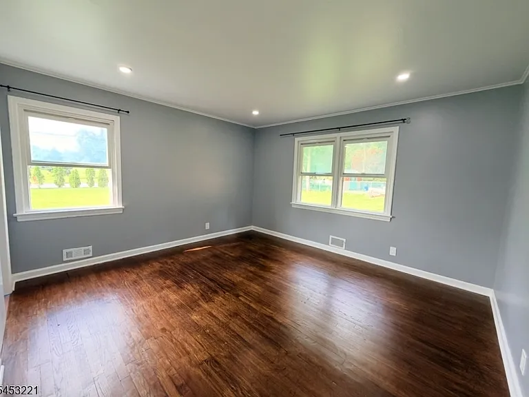 57 Normandy Heights Rd — Photo 9