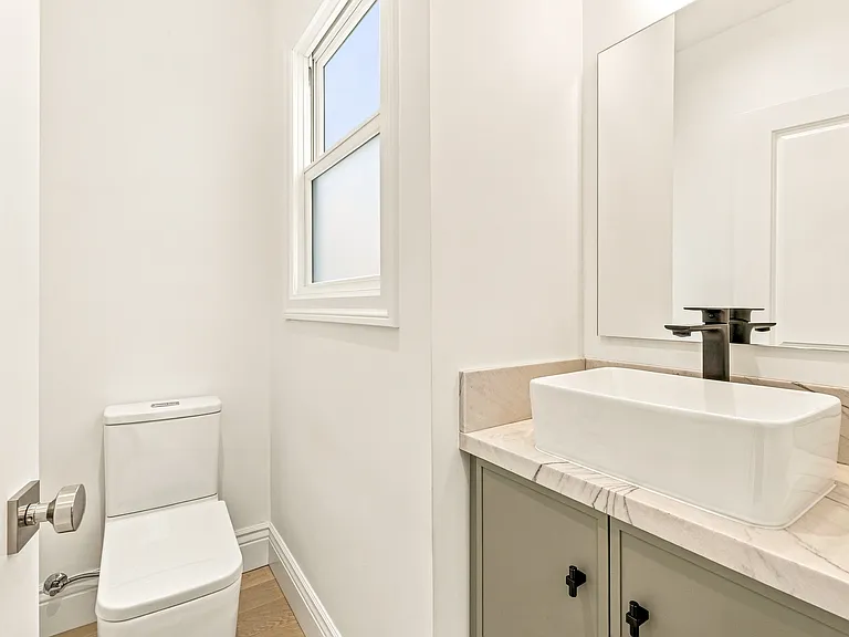 151 Nevada St — Photo 13