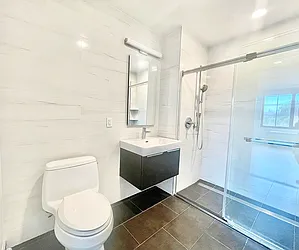 Rented by Century 21 Premier 