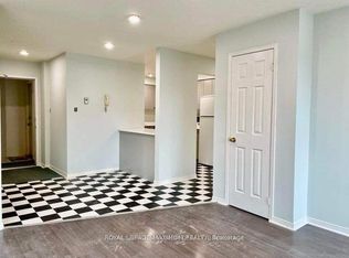 1633 Dundas St W #2, Toronto, ON M6K 1V2
