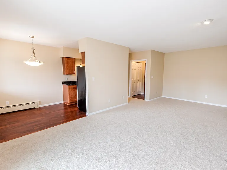 Parkview Court — Photo 18