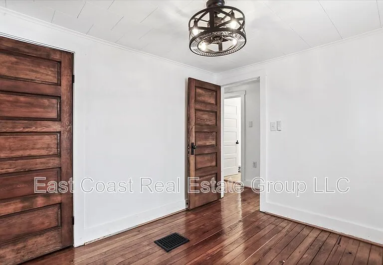16 Woods Ln — Photo 20