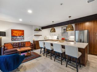 407 W Village Sq, Palm Springs, CA 92262