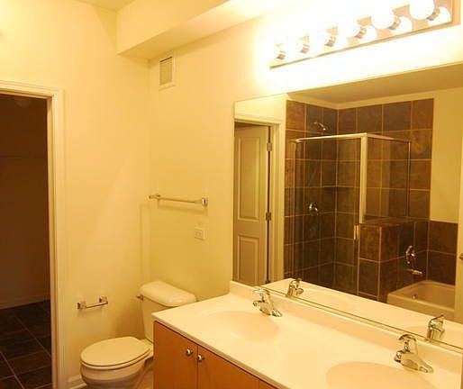 5th image of 1462 S Michigan Ave #2106