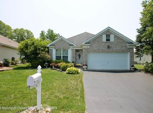 28 Banstead Way, Jackson, NJ 08527