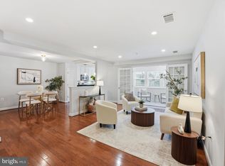 4081 S Four Mile Run Dr UNIT 103, Arlington, VA 22204