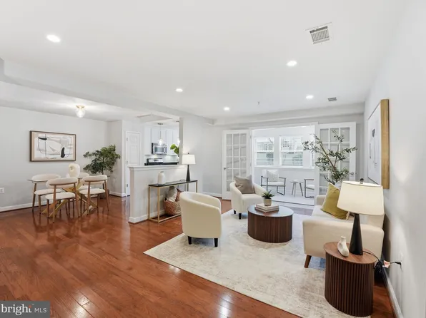 4081 S Four Mile Run Dr Unit 103, Arlington, VA 22204