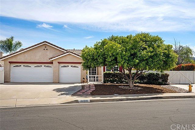 1st image of 24319 Copperhead Cir