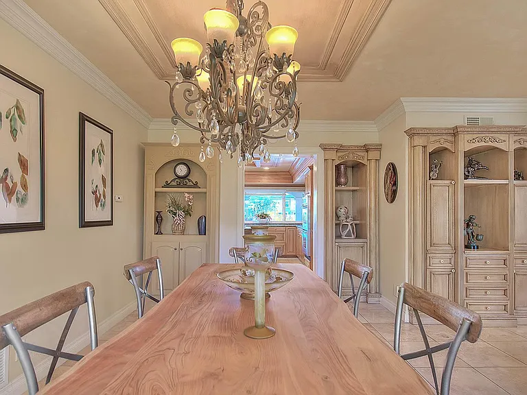 3800 Weatherly Cir — Photo 15