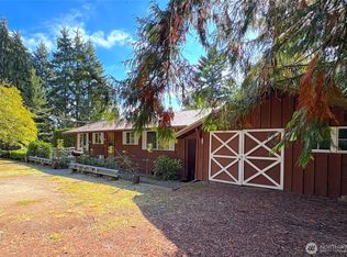 4609 SW 241st St, Vashon, WA 98070
