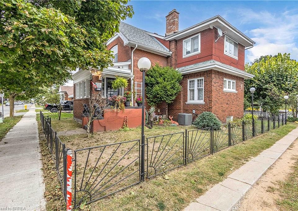 1st image of 113 Sydenham St