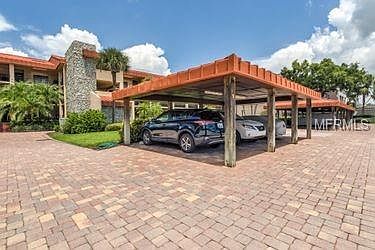 3rd image of 1060 Pinellas Bayway S #15