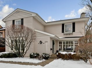 1161 Ash St, Winnetka, IL 60093