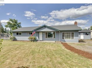 803 E 4th St, Molalla, OR 97038