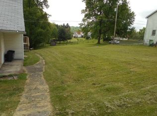 11 Glad St, Daisytown, PA 15427