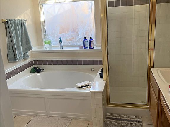 4th image of 1521 Caldwell Cir