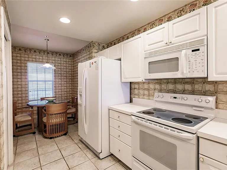 4120 Bayhead Dr #303 — Photo 15