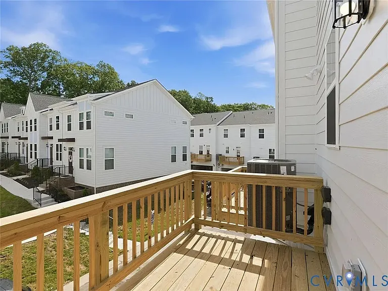 13813 Riverlight Dr — Photo 23