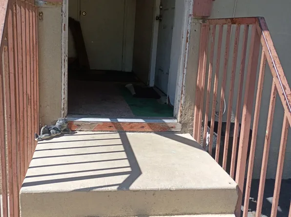 9777 Mission Blvd APT 7, Riverside, CA 92509